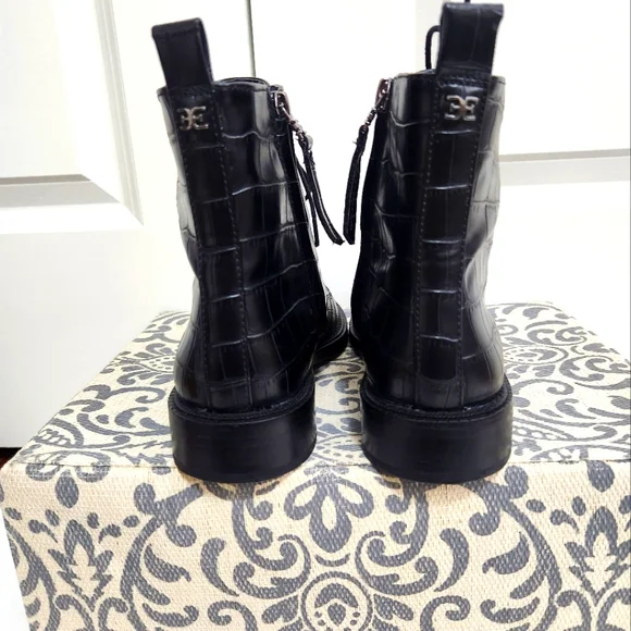 Sam Edelman  Nina Black Crocodile Print Combat Boots 8M - Picture 4 of 7